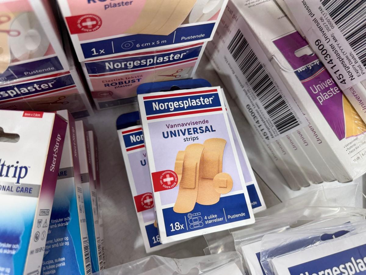 Stort parti med plaster, bandasjer og sårpleieprodukter fra Norgesplaster, 3M Nexcare, Mölnlycke m.fl.