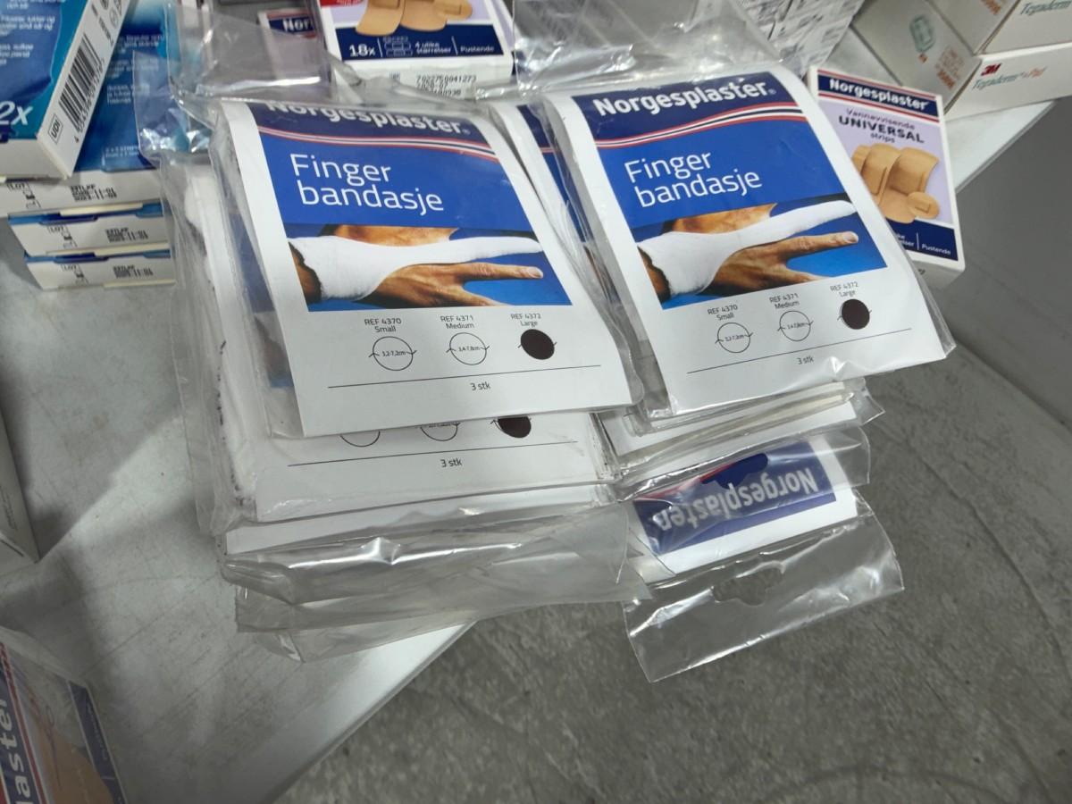 Stort parti med plaster, bandasjer og sårpleieprodukter fra Norgesplaster, 3M Nexcare, Mölnlycke m.fl.