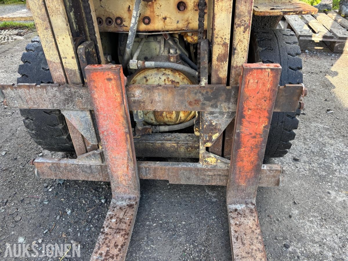 1987 Mitsubishi FG-16 gaffeltruck