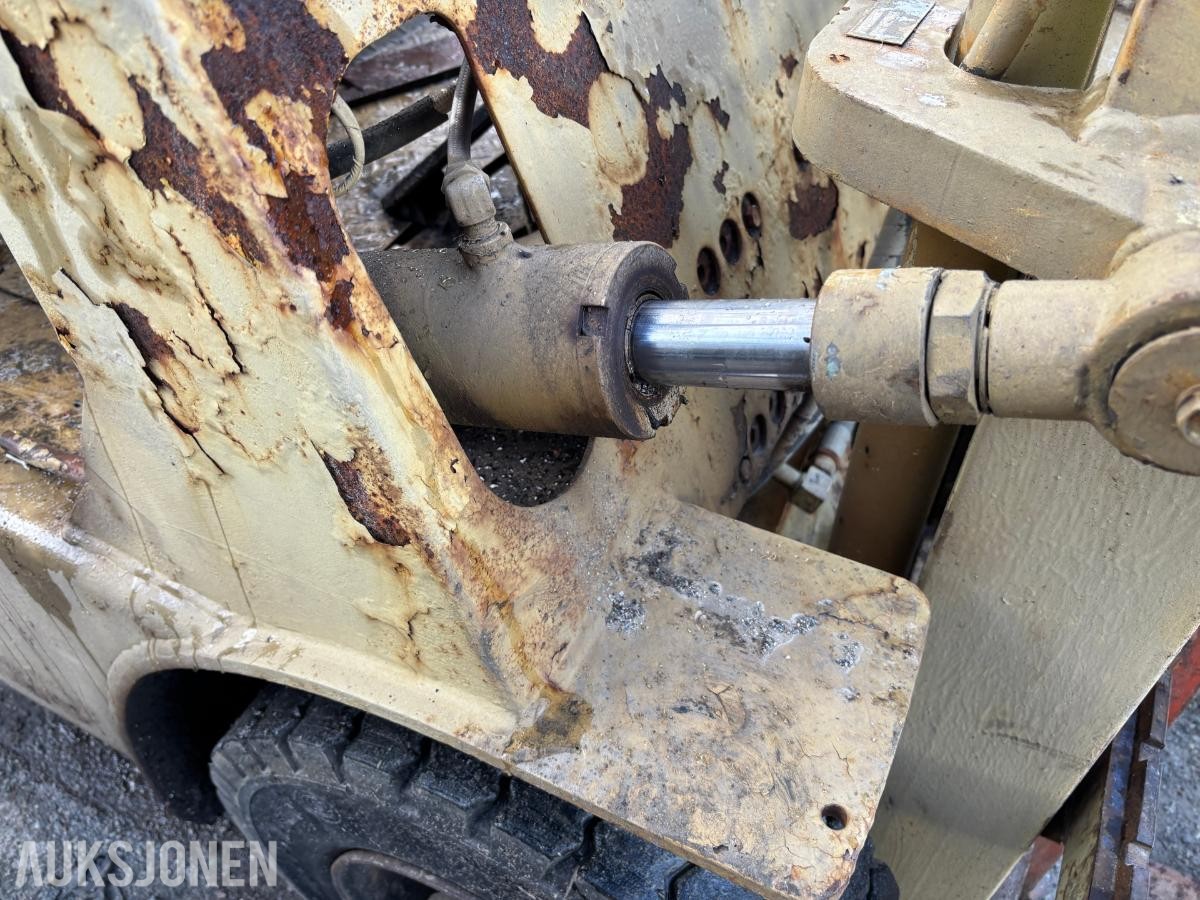 1987 Mitsubishi FG-16 gaffeltruck