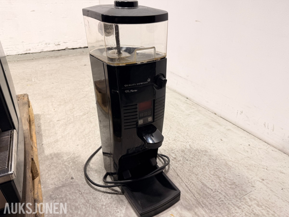 Conti X-One 2G espressomaskin & Quality Espresso Q9 kaffekvern