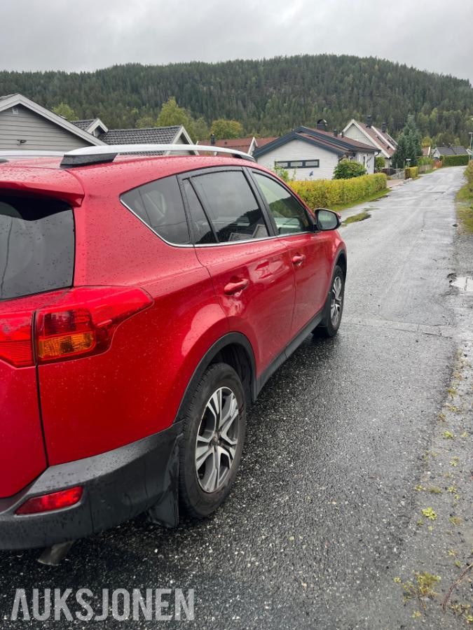 2013 Toyota RAV4 2.0 124hk hengerfeste ryggekamera eu ok 06.2027