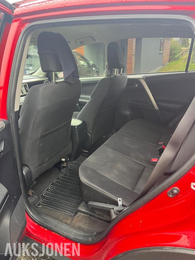 2013 Toyota RAV4 2.0 124hk hengerfeste ryggekamera eu ok 06.2027
