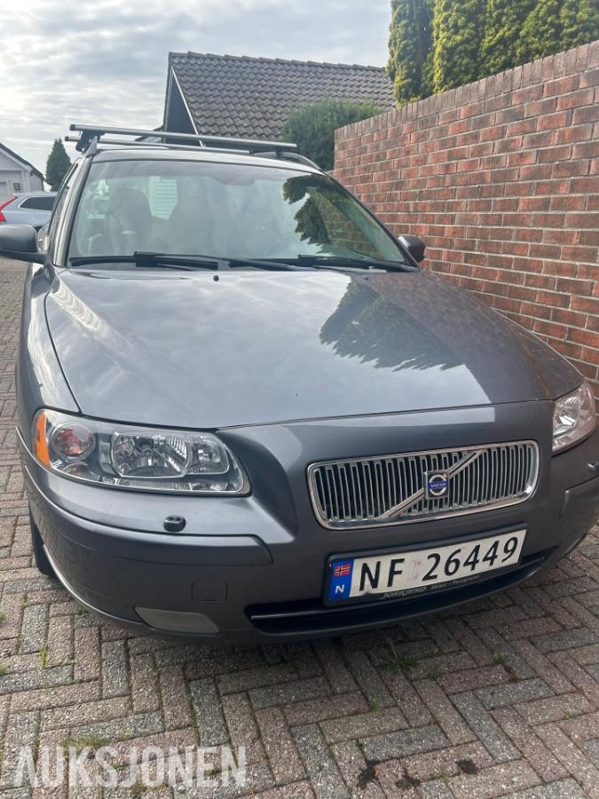 2007 Volvo V70 2.4 Diesel 126hk Cruisekontroll, Hengerfeste