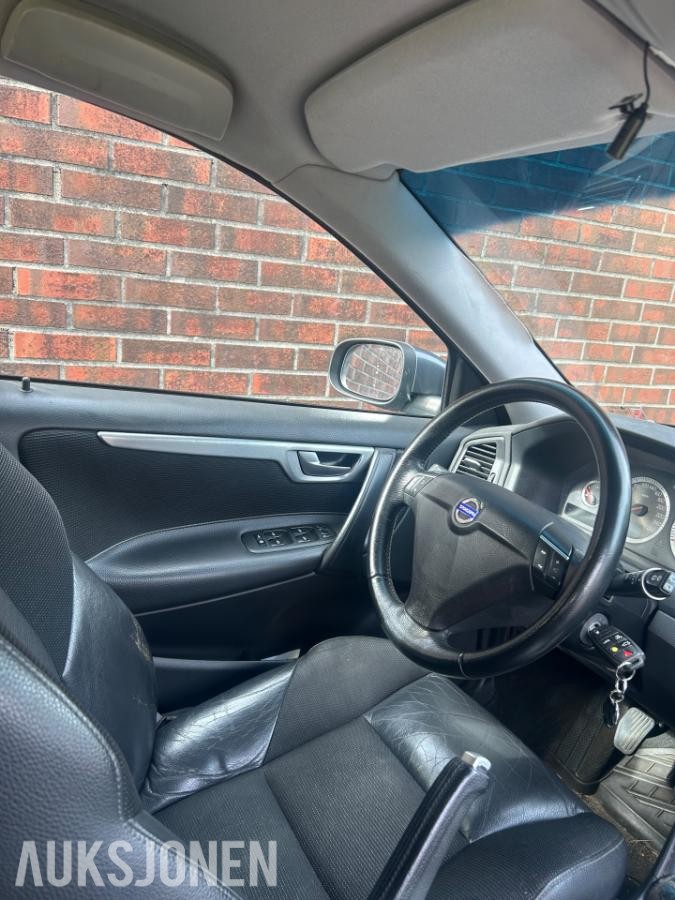2007 Volvo V70 2.4 Diesel 126hk Cruisekontroll, Hengerfeste
