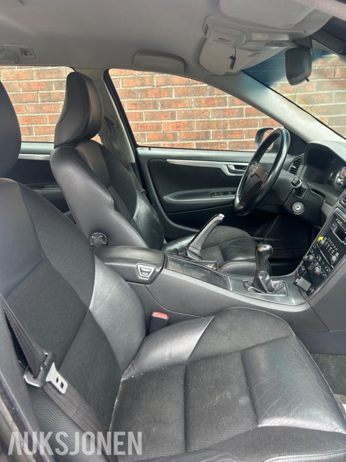 2007 Volvo V70 2.4 Diesel 126hk Cruisekontroll, Hengerfeste
