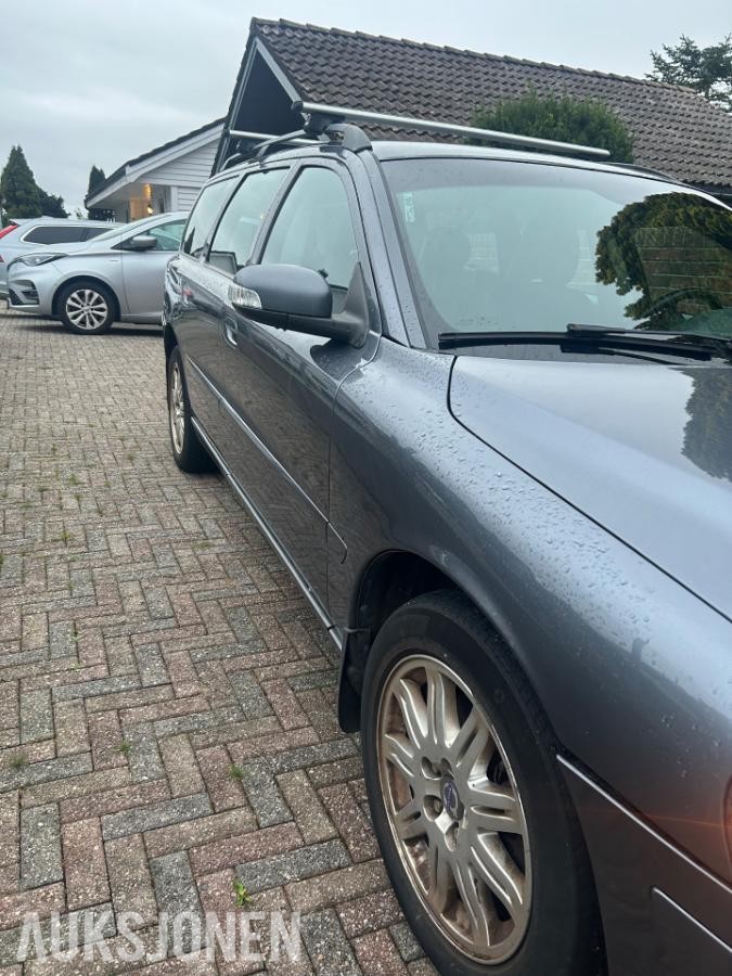 2007 Volvo V70 2.4 Diesel 126hk Cruisekontroll, Hengerfeste
