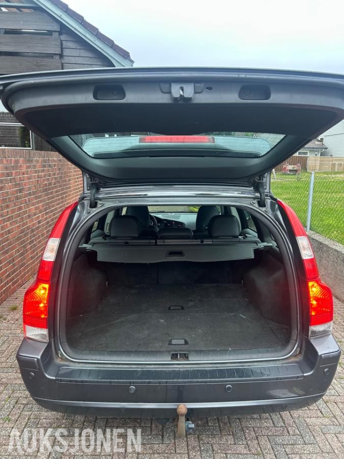 2007 Volvo V70 2.4 Diesel 126hk Cruisekontroll, Hengerfeste