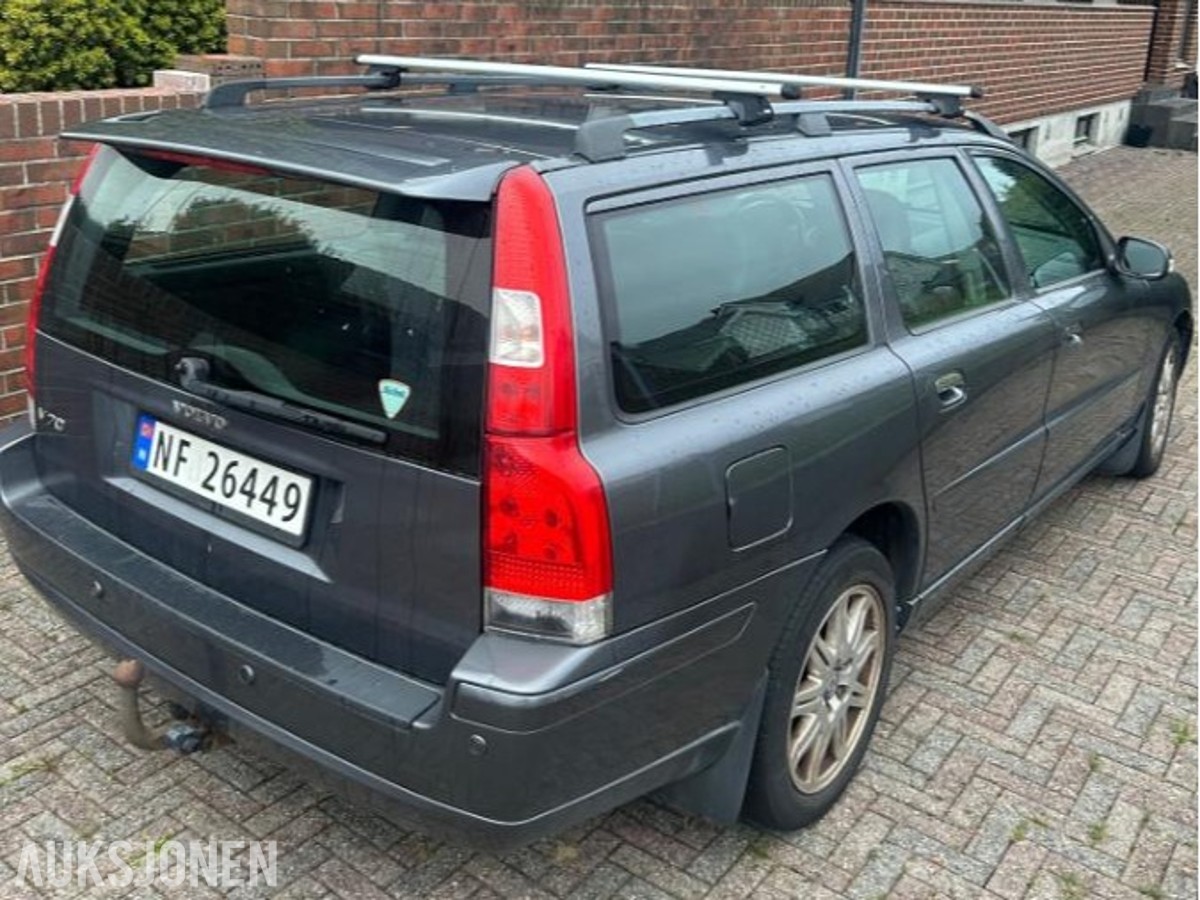 2007 Volvo V70 2.4 Diesel 126hk Cruisekontroll, Hengerfeste