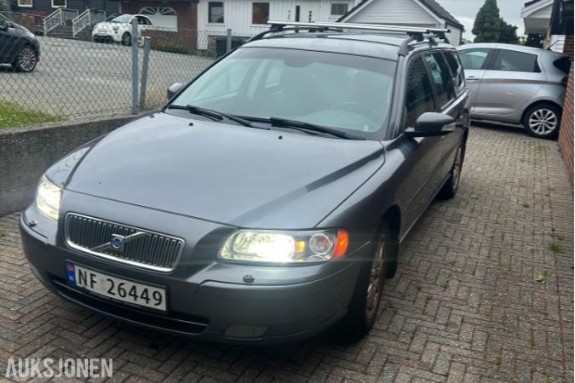 2007 Volvo V70 2.4 Diesel 126hk Cruisekontroll, Hengerfeste