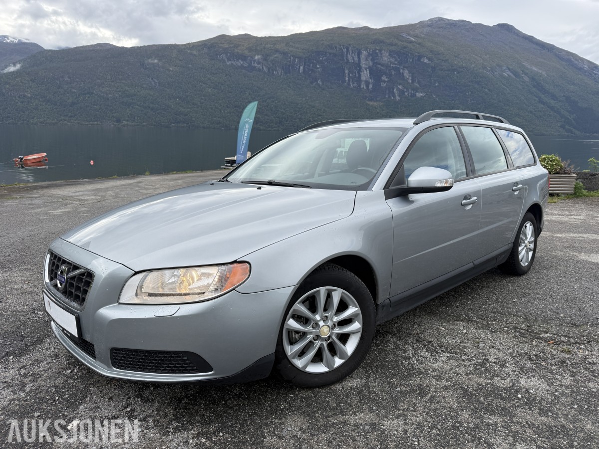 2010 Volvo V70 1.6-109 D - Rep.objekt