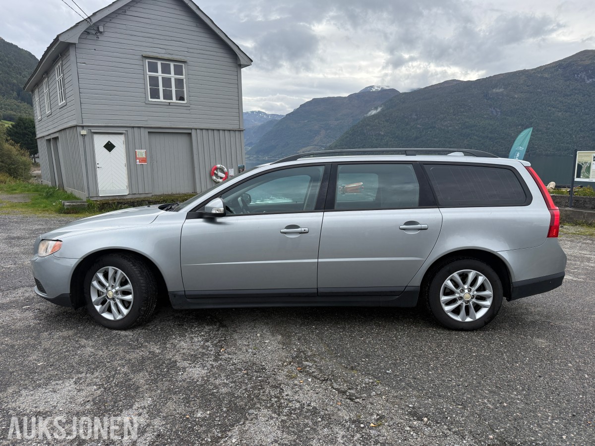 2010 Volvo V70 1.6-109 D - Rep.objekt