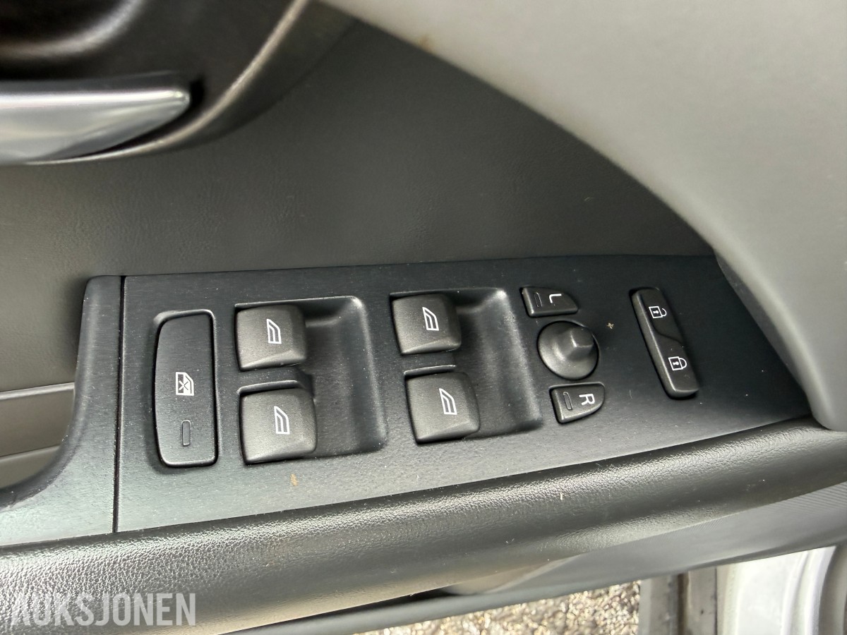 2010 Volvo V70 1.6-109 D - Rep.objekt