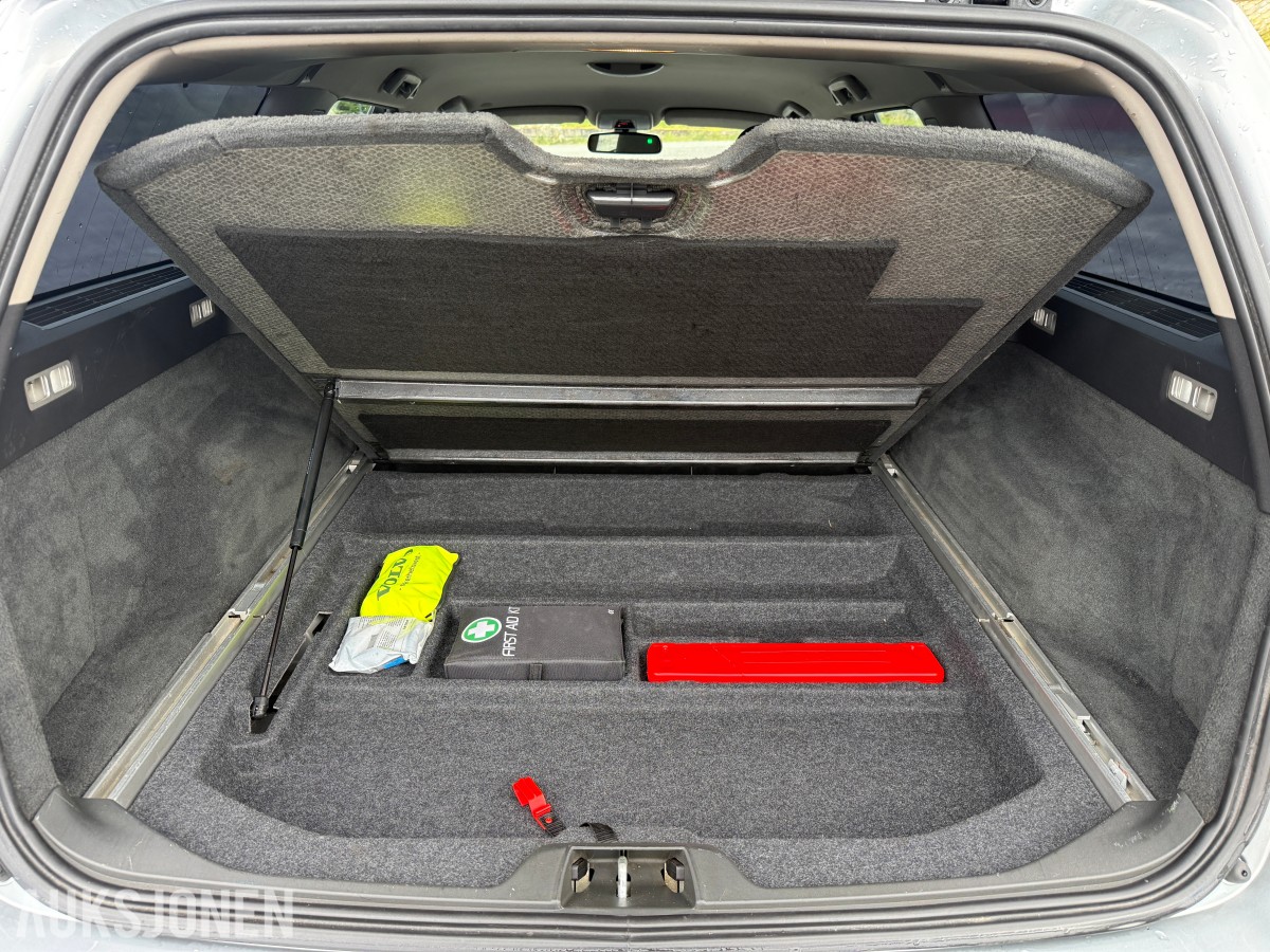 2010 Volvo V70 1.6-109 D - Rep.objekt