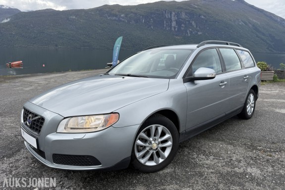 2010 Volvo V70 1.6-109 D - Rep.objekt
