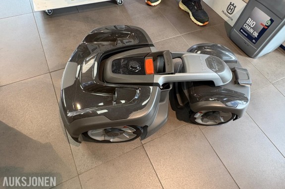 Husqvarna Automower 435X AWD robotgressklipper