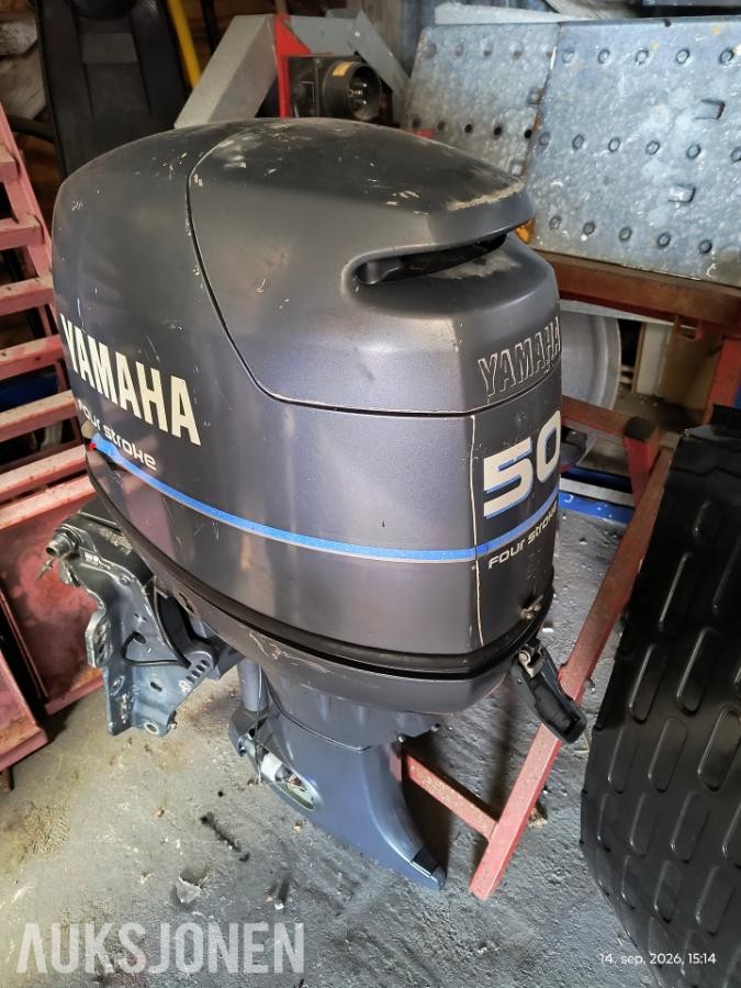 1988 Yamaha F50 Toppdeksel og mellomhus *Ingen minstepris*
