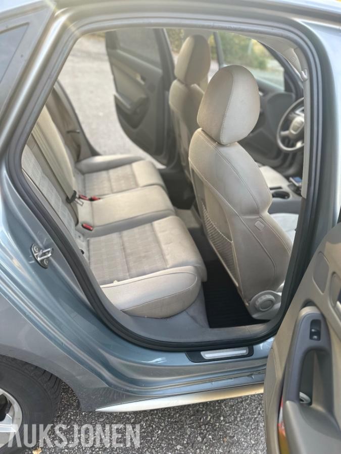 2010 AUDI A4 2.0 TDI 143HK AUTOMAT ADAPTIV CRUISEKONTROLL, S+V DEKK