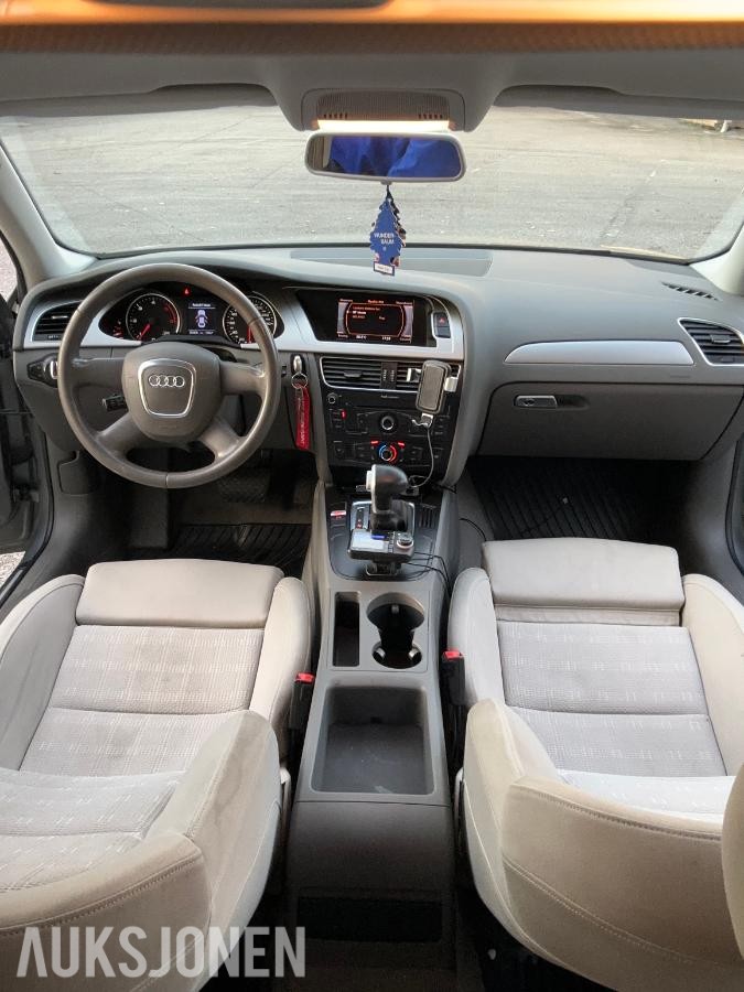 2010 AUDI A4 2.0 TDI 143HK AUTOMAT ADAPTIV CRUISEKONTROLL, S+V DEKK