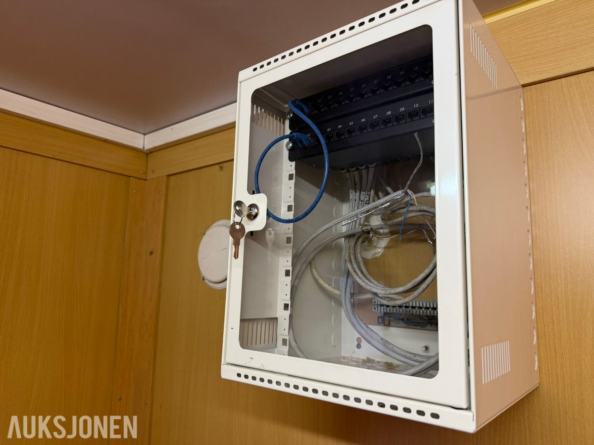 Uniteam Mannskapscontainer/kontor modul 20 fot