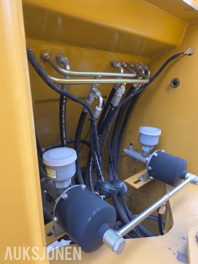 2024 Powertrack L45 hjullaster 217 timer Skuffe-hydrauliske pallegaffler