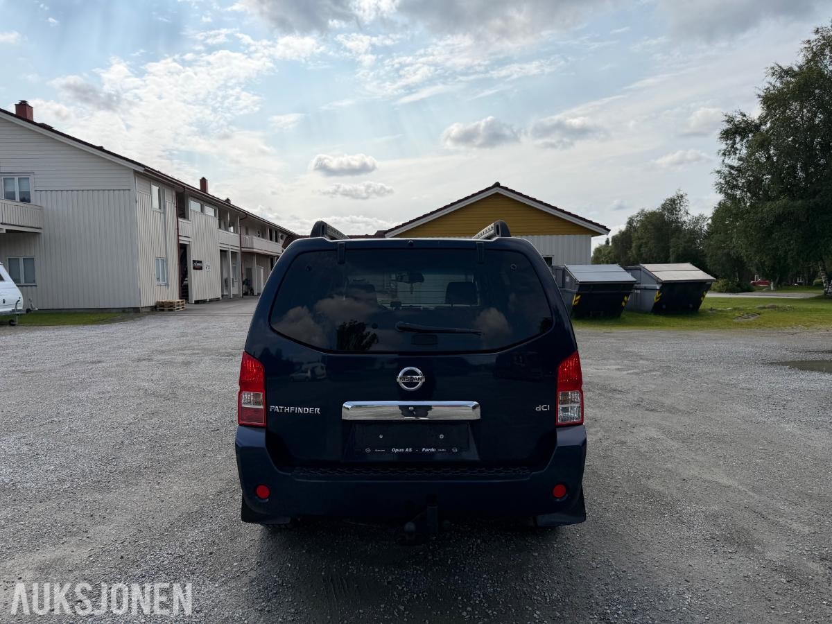 2005 Nissan Pathfinder 2.5-174 D 4X4, 281707km