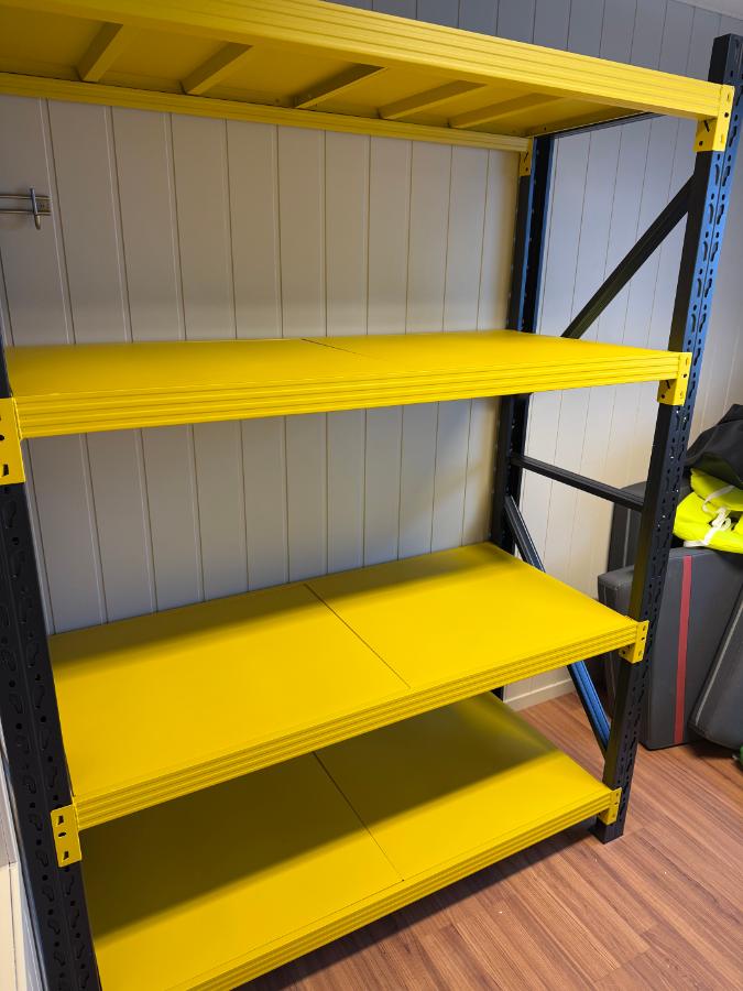 4stk 150x60x200-1200kg komplette lager reoler! Helt nye! Garasjereoler! Sort + gul
