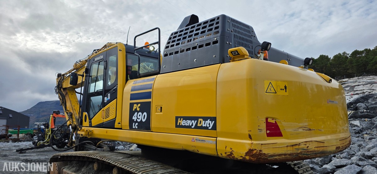 2019 Komatsu PC490LC-11 Beltegraver, 9128 t, pigghammer, ripper, 2 skuffer