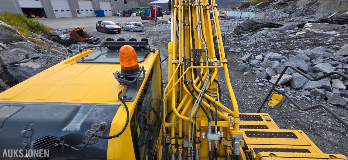 2019 Komatsu PC490LC-11 Beltegraver, 9128 t, pigghammer, ripper, 2 skuffer