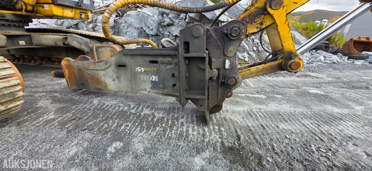 2019 Komatsu PC490LC-11 Beltegraver, 9128 t, pigghammer, ripper, 2 skuffer