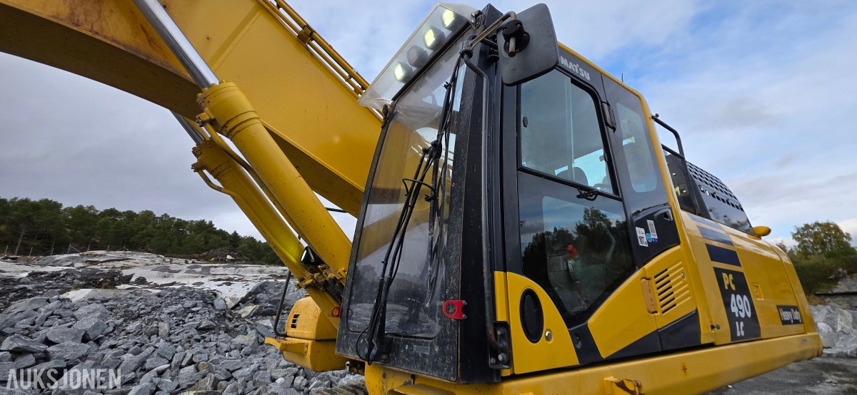 2019 Komatsu PC490LC-11 Beltegraver, 9128 t, pigghammer, ripper, 2 skuffer