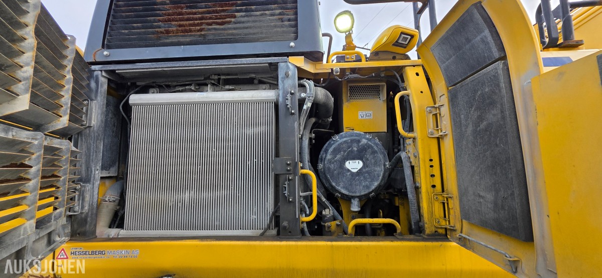 2019 Komatsu PC490LC-11 Beltegraver, 9128 t, pigghammer, ripper, 2 skuffer