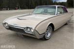 1962 Ford Thunderbird 