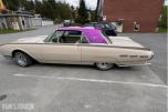 1962 Ford Thunderbird 