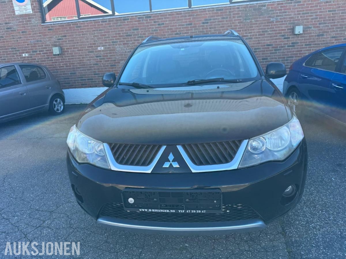 2009 MITSUBISHI OUTLANDER 2.0 DI-D 4WD KAMERA HENGERFESTE