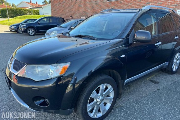 2009 MITSUBISHI OUTLANDER 2.0 DI-D 4WD KAMERA HENGERFESTE