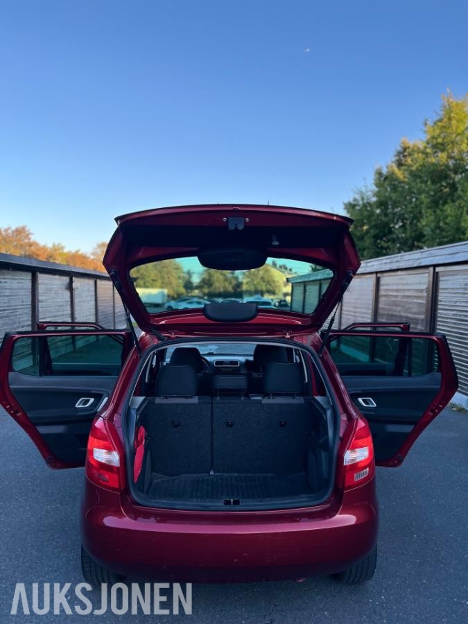 2008 Skoda Fabia 1.4 80hk manuell s+v dekk    lav km  140450km