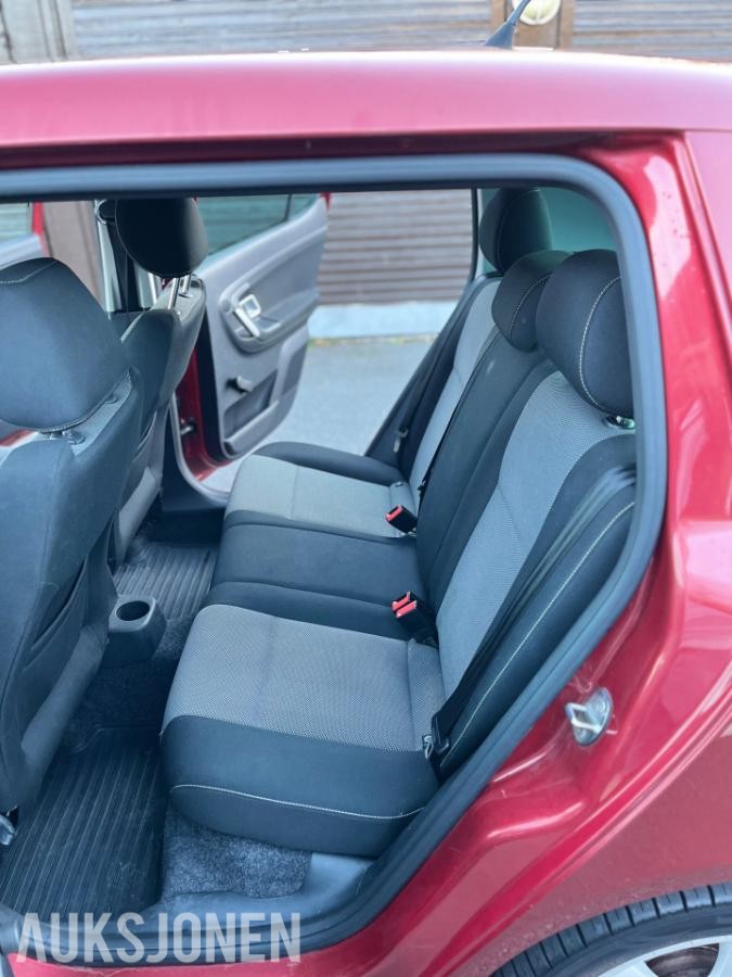 2008 Skoda Fabia 1.4 80hk manuell s+v dekk    lav km  140450km
