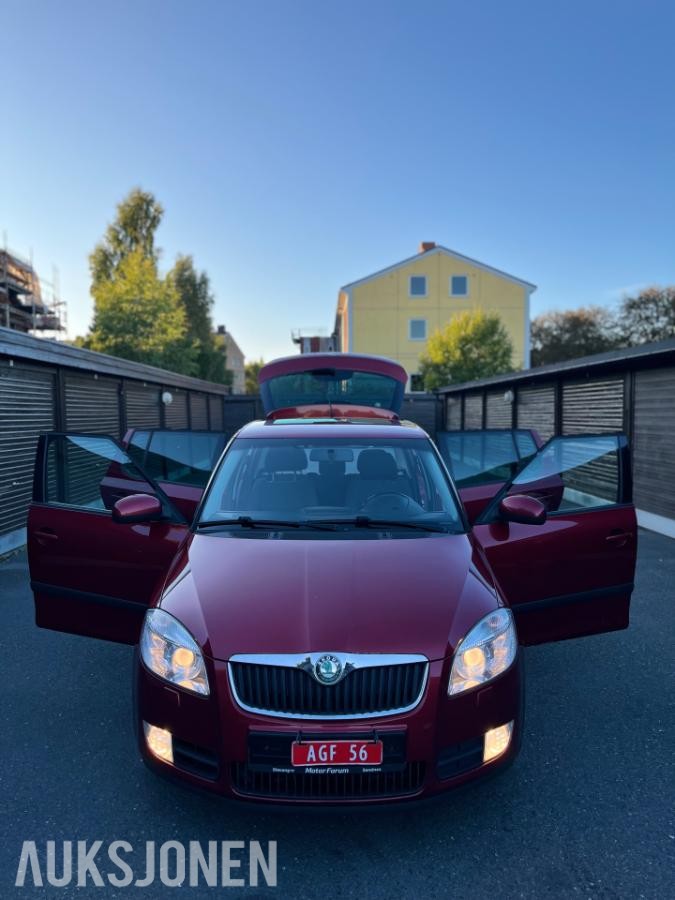2008 Skoda Fabia 1.4 80hk manuell s+v dekk    lav km  140450km