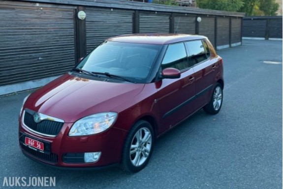 2008 Skoda Fabia 1.4 80hk manuell s+v dekk    lav km  140450km