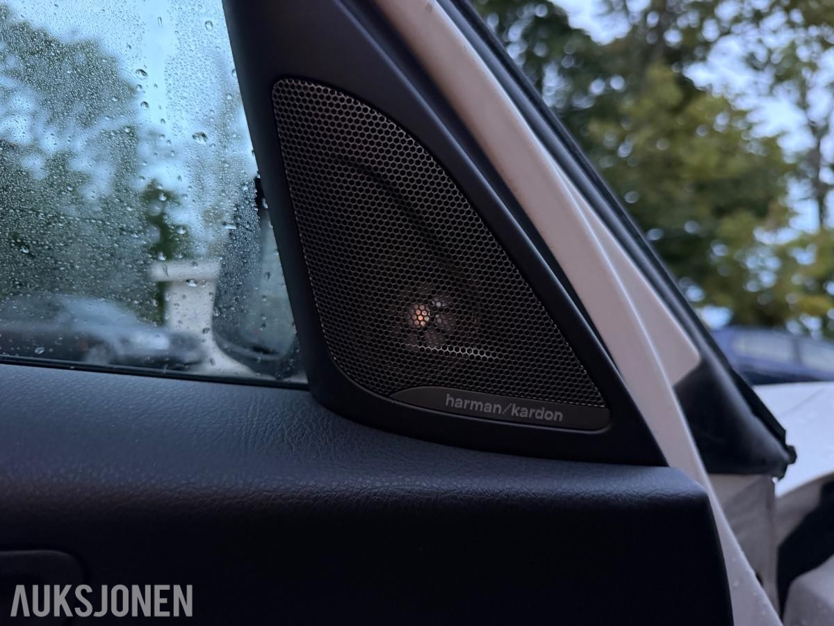 2011 BMW 118i Automat, Cruisekontroll, Navigasjon, S+V dekk