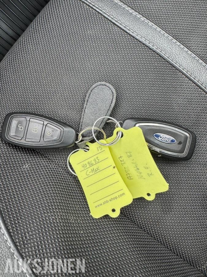 2015 FORD C-MAX 1.0 125HK PANORAMA KAMERA HENGERFESTE