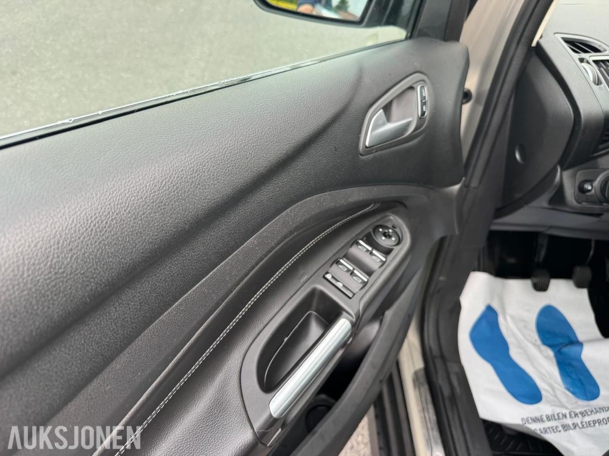 2015 FORD C-MAX 1.0 125HK PANORAMA KAMERA HENGERFESTE