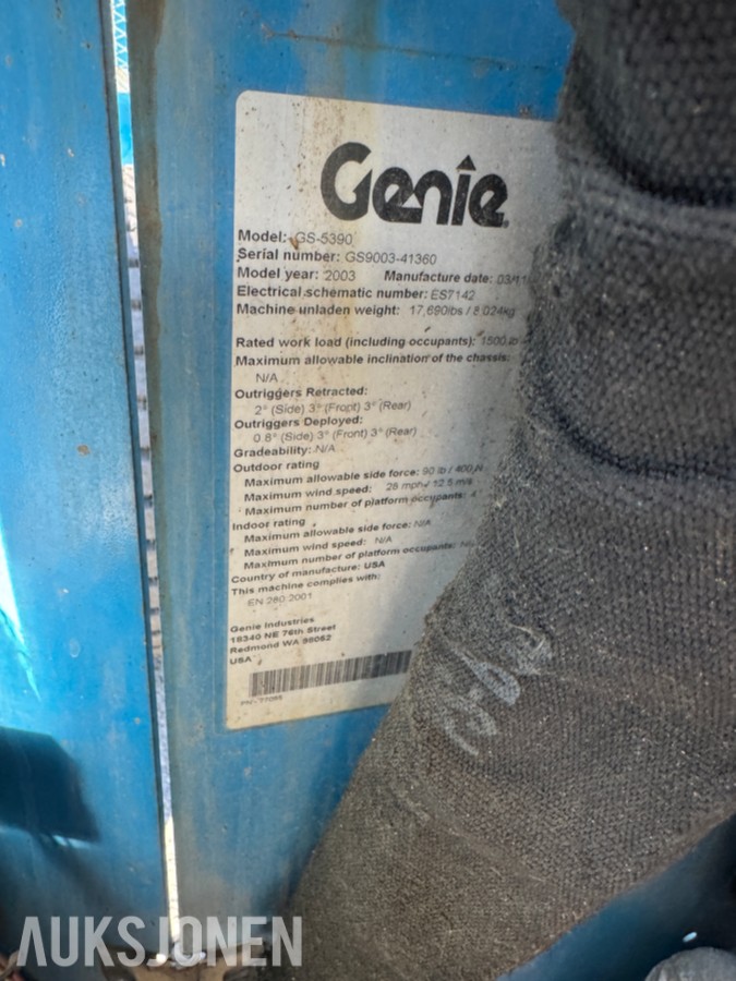 2003 Genie GS-5390 RT 4X4 SAKSELIFT MED STØTTEBEIN