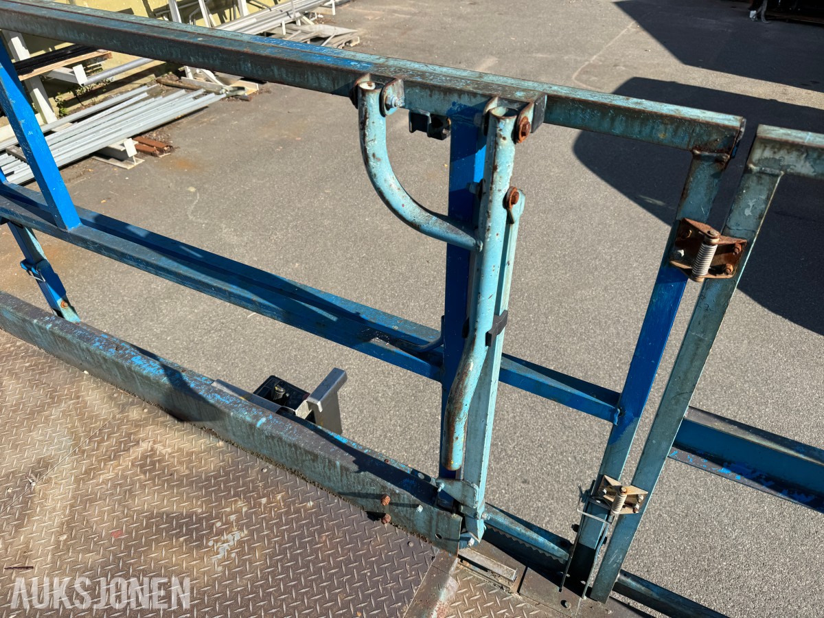2003 Genie GS-5390 RT 4X4 SAKSELIFT MED STØTTEBEIN