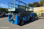 2003 Genie GS-5390 RT 4X4 SAKSELIFT MED STØTTEBEIN
