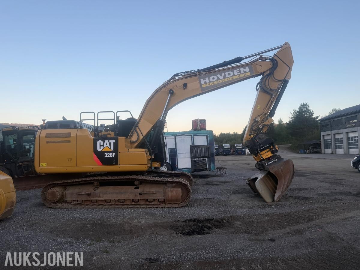 2016 Cat 326F TILTROTATOR, PUSSESKUFFE, GPS