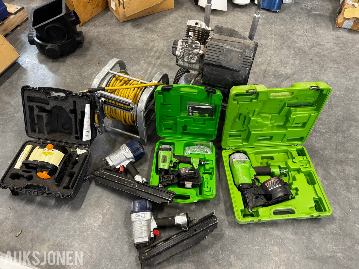 Verktøypakke kompressor, slange, spikerpistoler, laser
