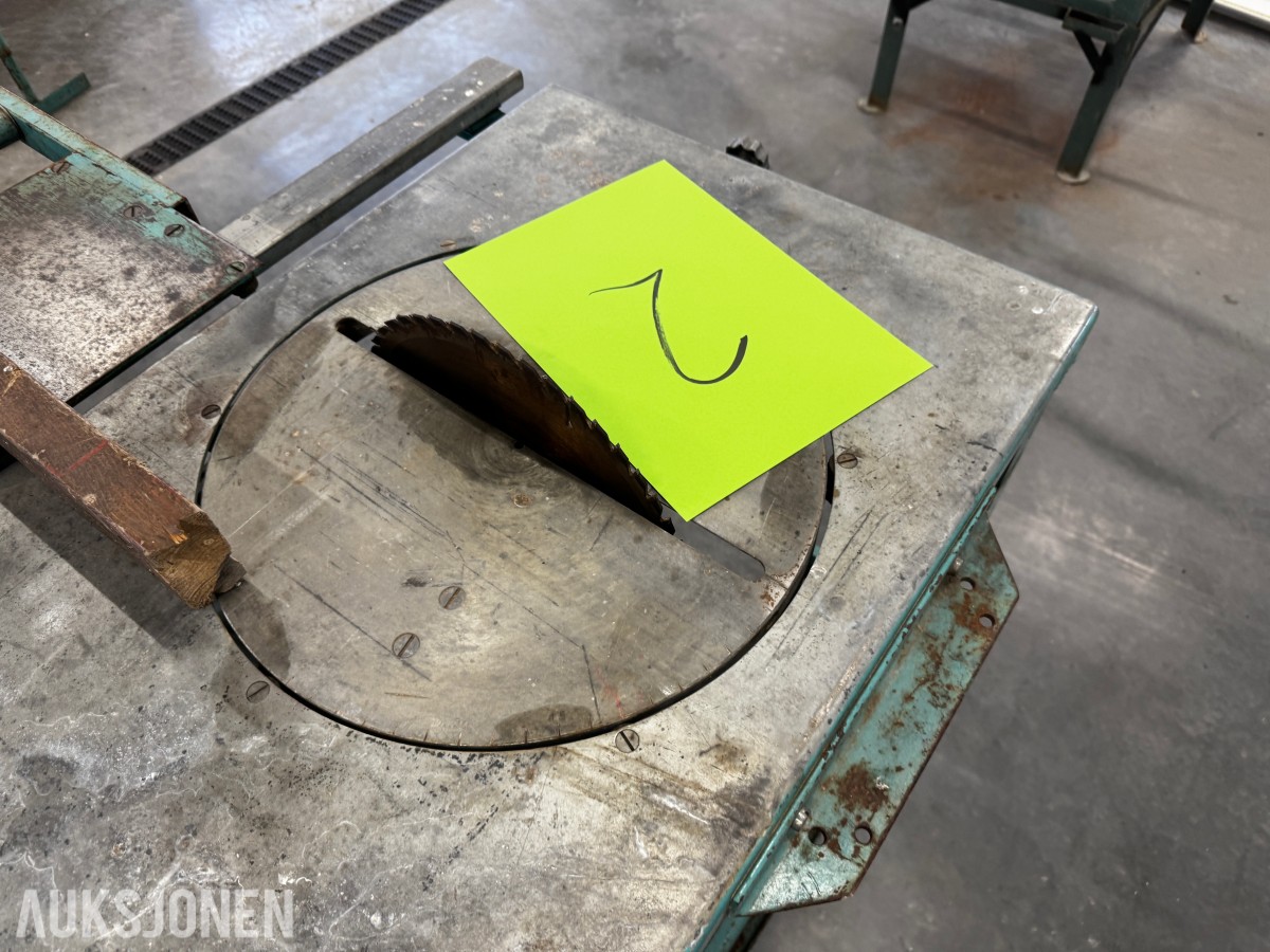 Gjerdesag med rullebord 230 Volt 1-fas
