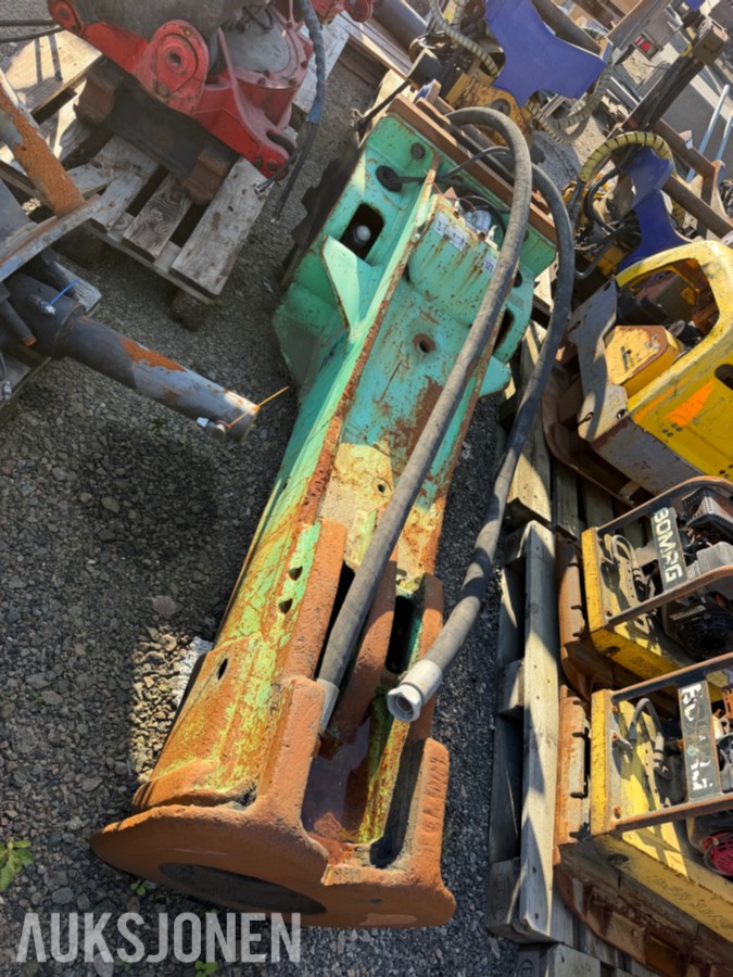 2016 Montabert V1800 hydraulisk hammer S70 feste dele-/repobjekt